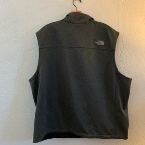 NWOT - The North Face Men’s Vest